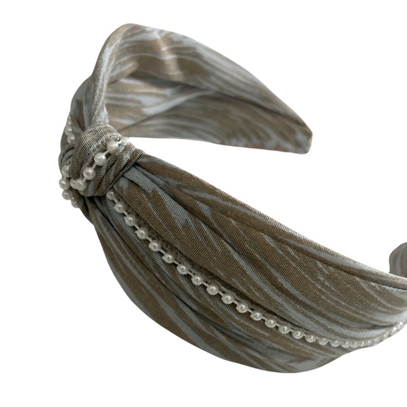 Anthropologie Everly Blue Brown Irredescent Satin knot headband w Pearl trim - Picture 1 of 5
